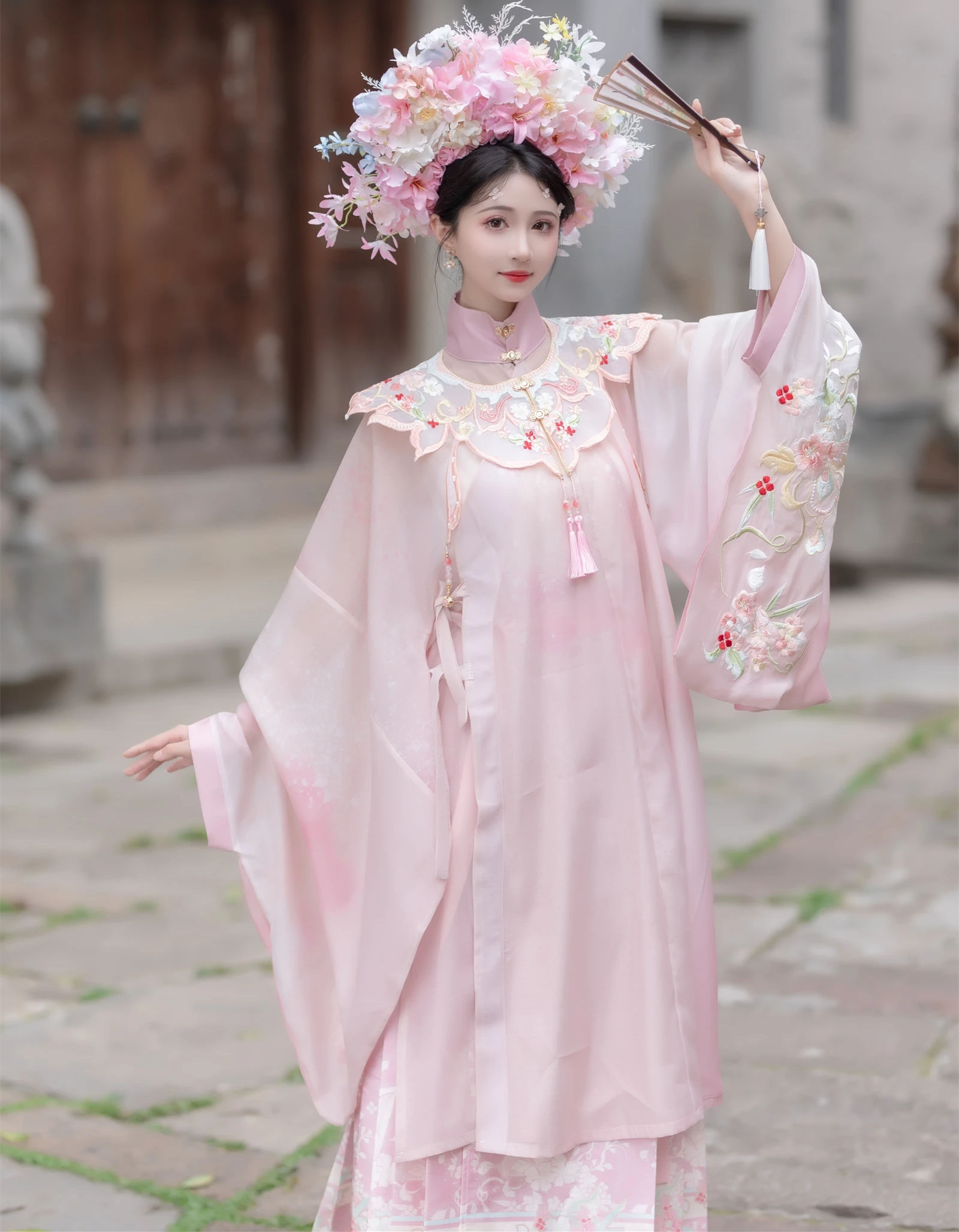 View - YITUYU艺图语 - Art Language  2024.08.07 华铃入梦 绮罗生的小苏苏 唯美古装写真