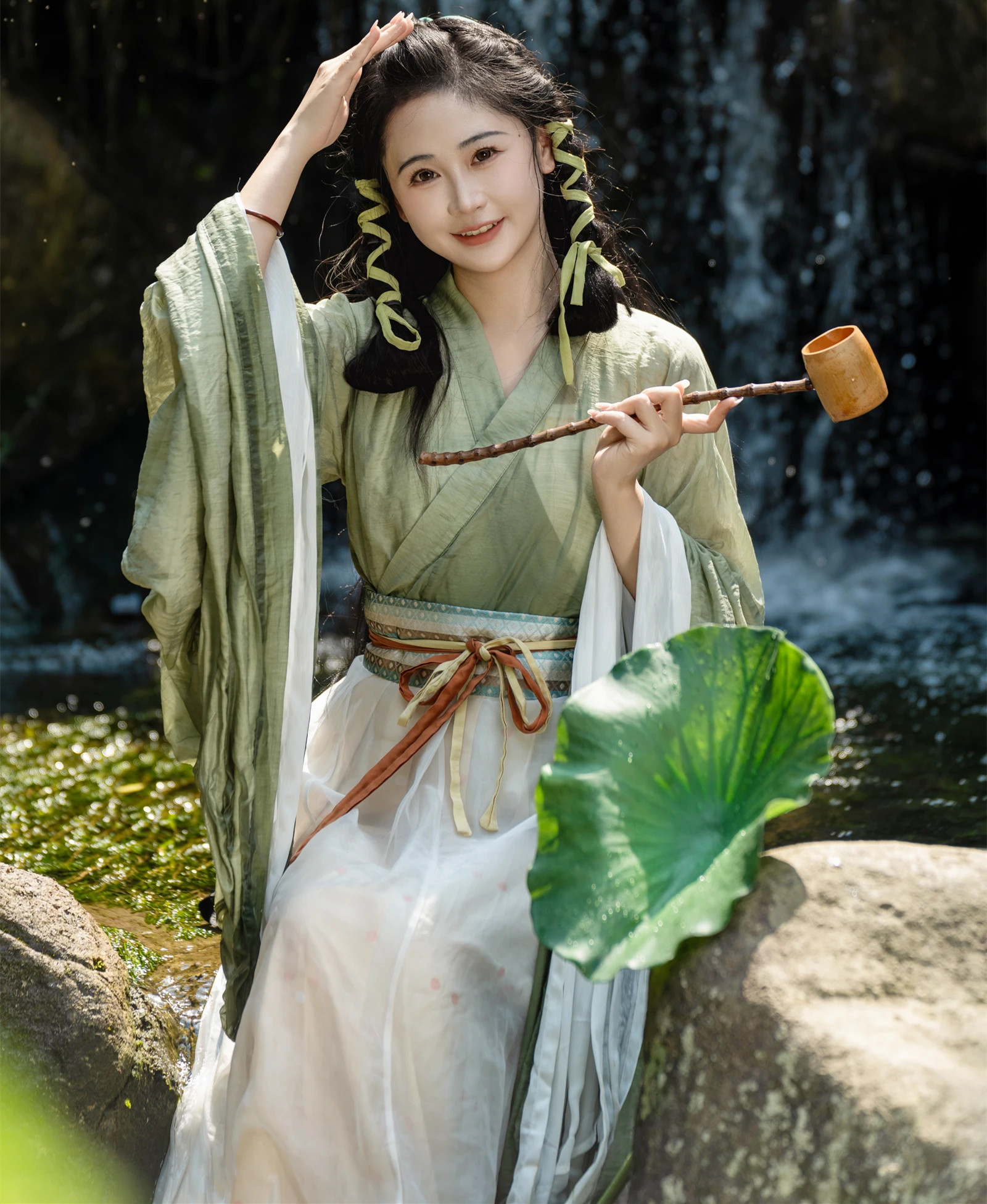 Gallery - YITUYU 艺图语 - Art Language  2024.07.27 青青小荷 湫一只岁岁