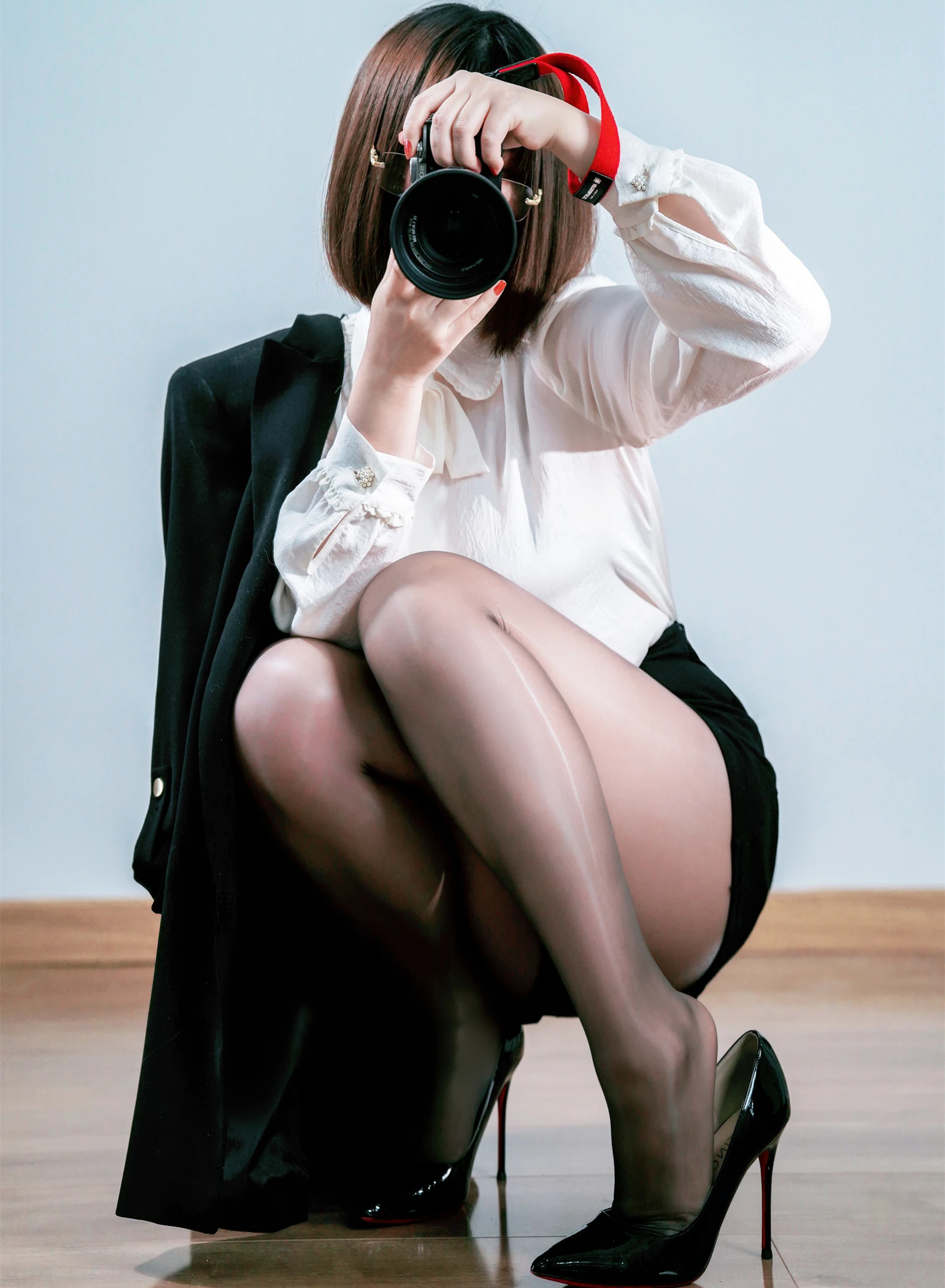 Gallery - 半半子 OL自撮