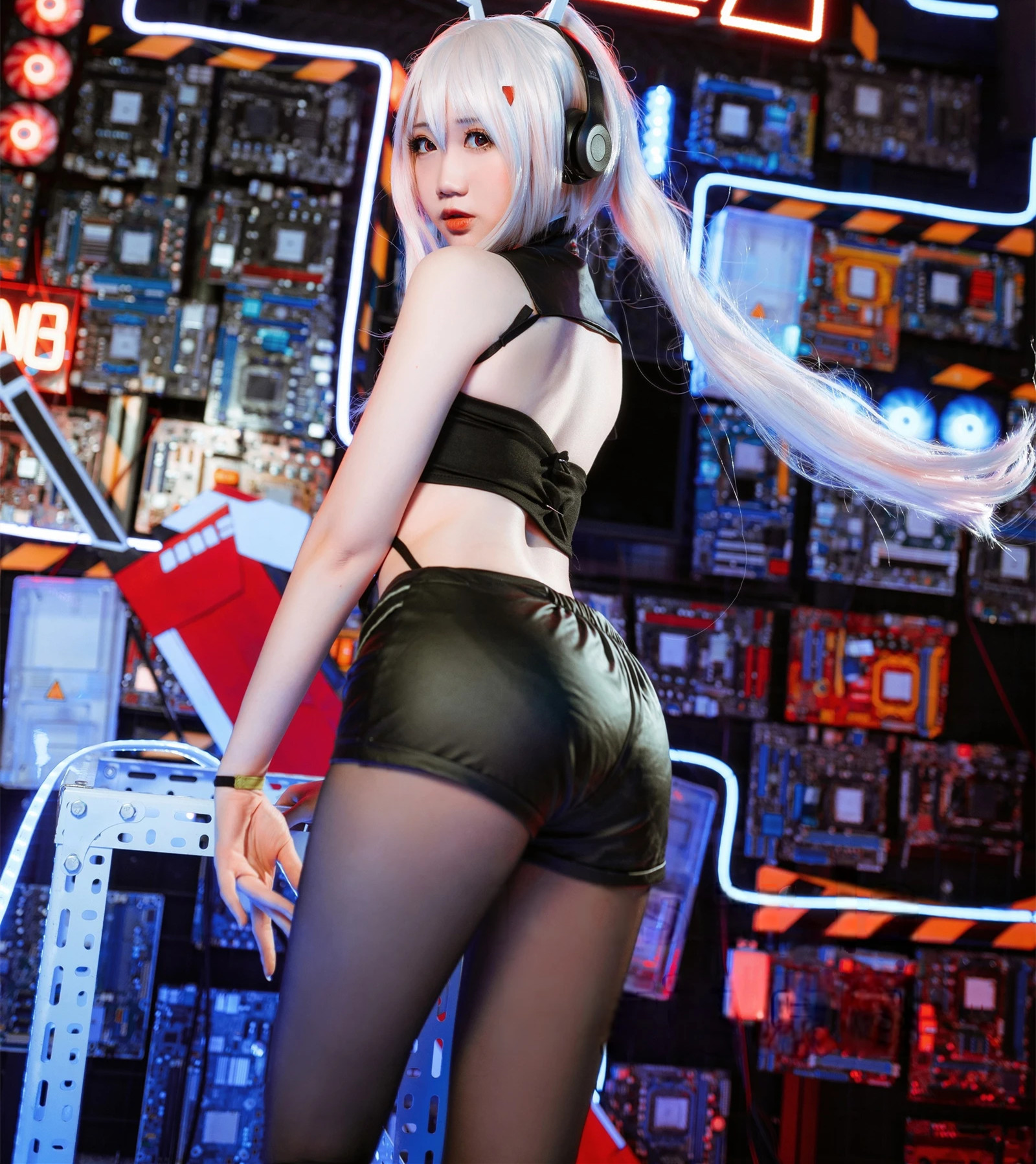 Gallery - 焖焖碳 绫波鬼神乐队