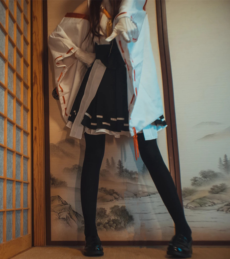 Gallery - 福利姬木花琳琳是勇者金剛ちゃんの足でエロいことする本